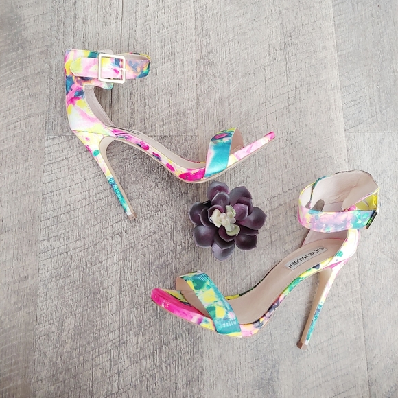 Steve Madden Shoes - Steve Madden Floral Rainbow Peep Toe Heels
